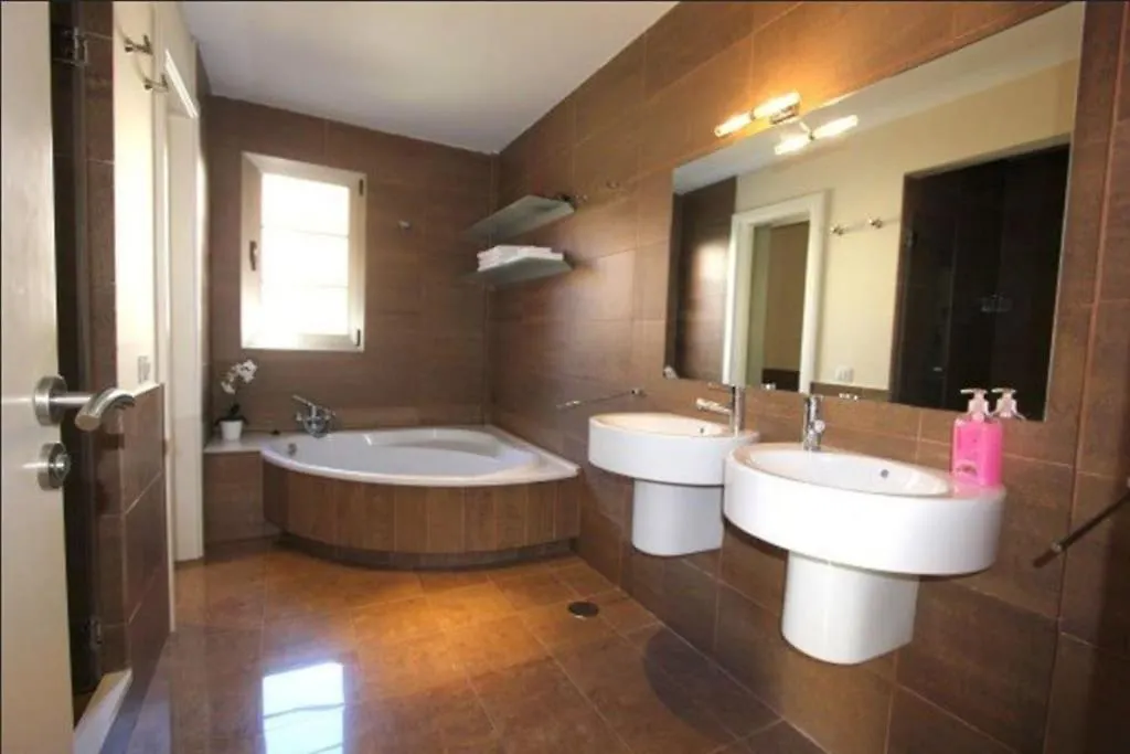 Pure Luxury & Comfort, 8 People, Energy Class A. La Playa de Tauro